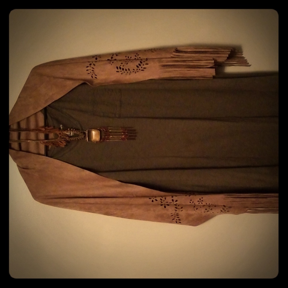 Beautiful tan Shawl/Scarf